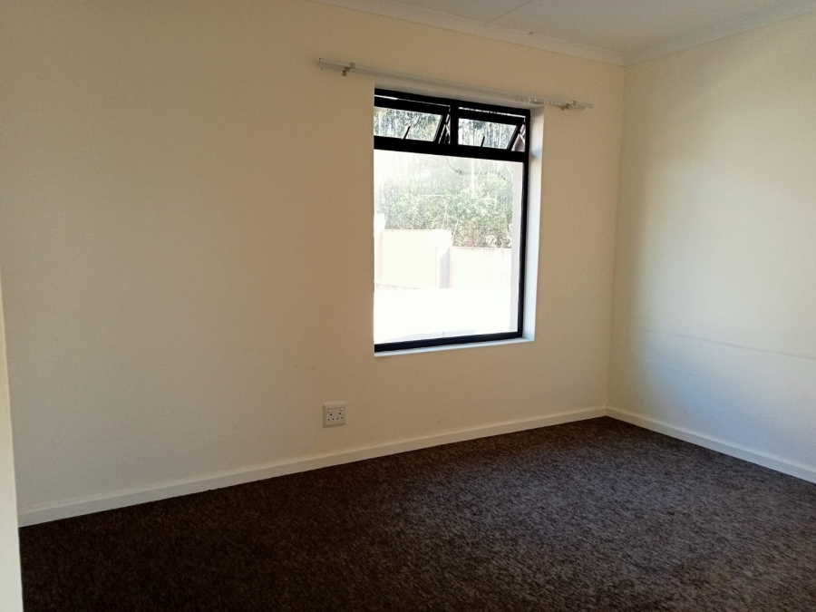 2 Bedroom Property for Sale in Kidds Beach Eastern Cape